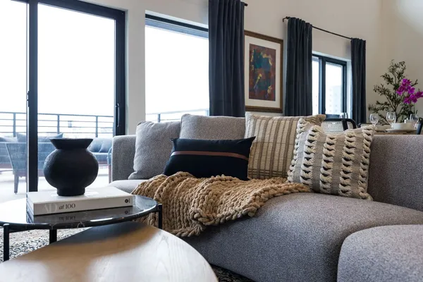 $6,995 | 635 7th Avenue South, Unit 611, Nashville, TN 37203