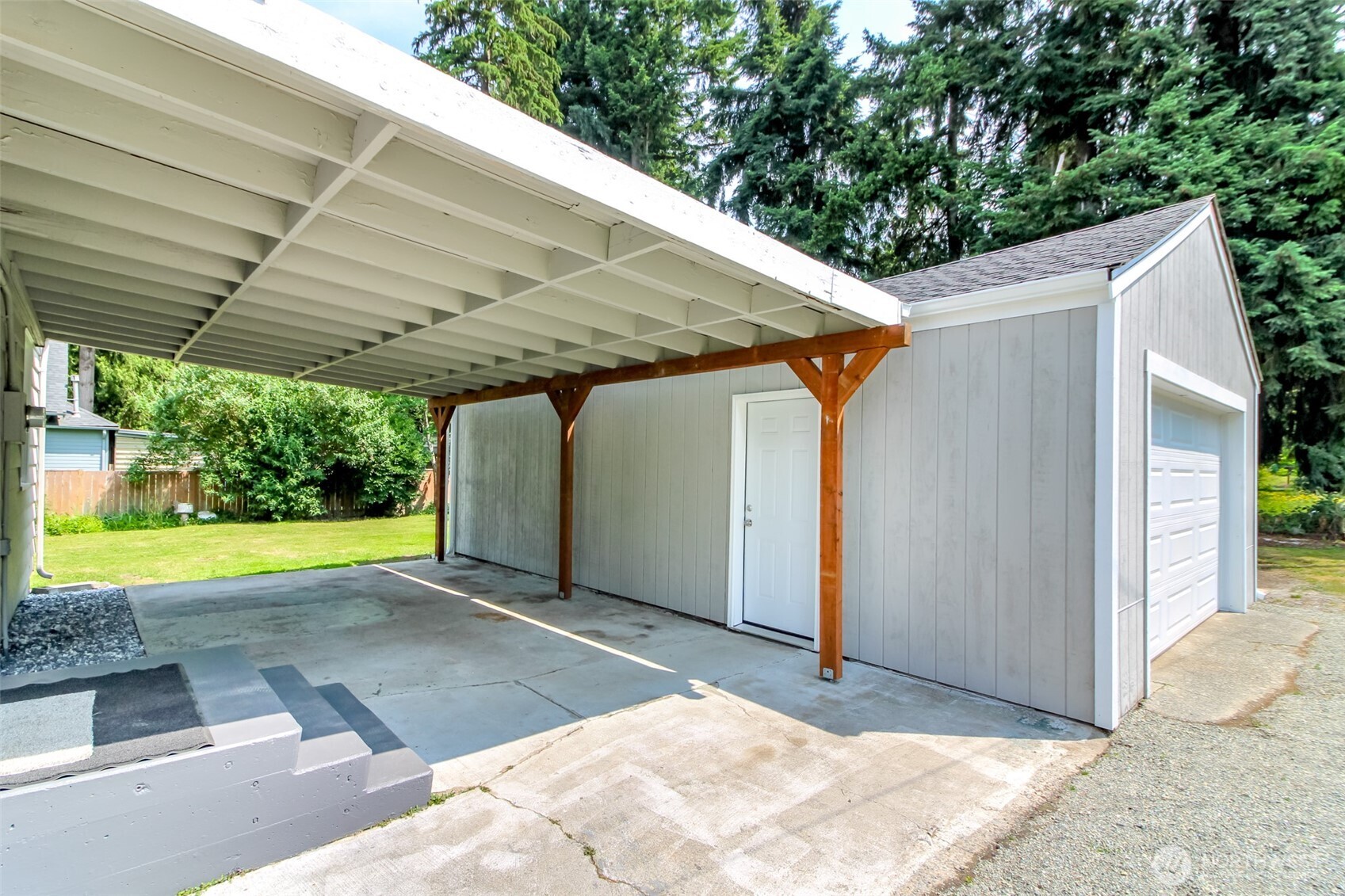 318 Mill Avenue Southeast Orting, WA 98360 - Photo 12 of 36