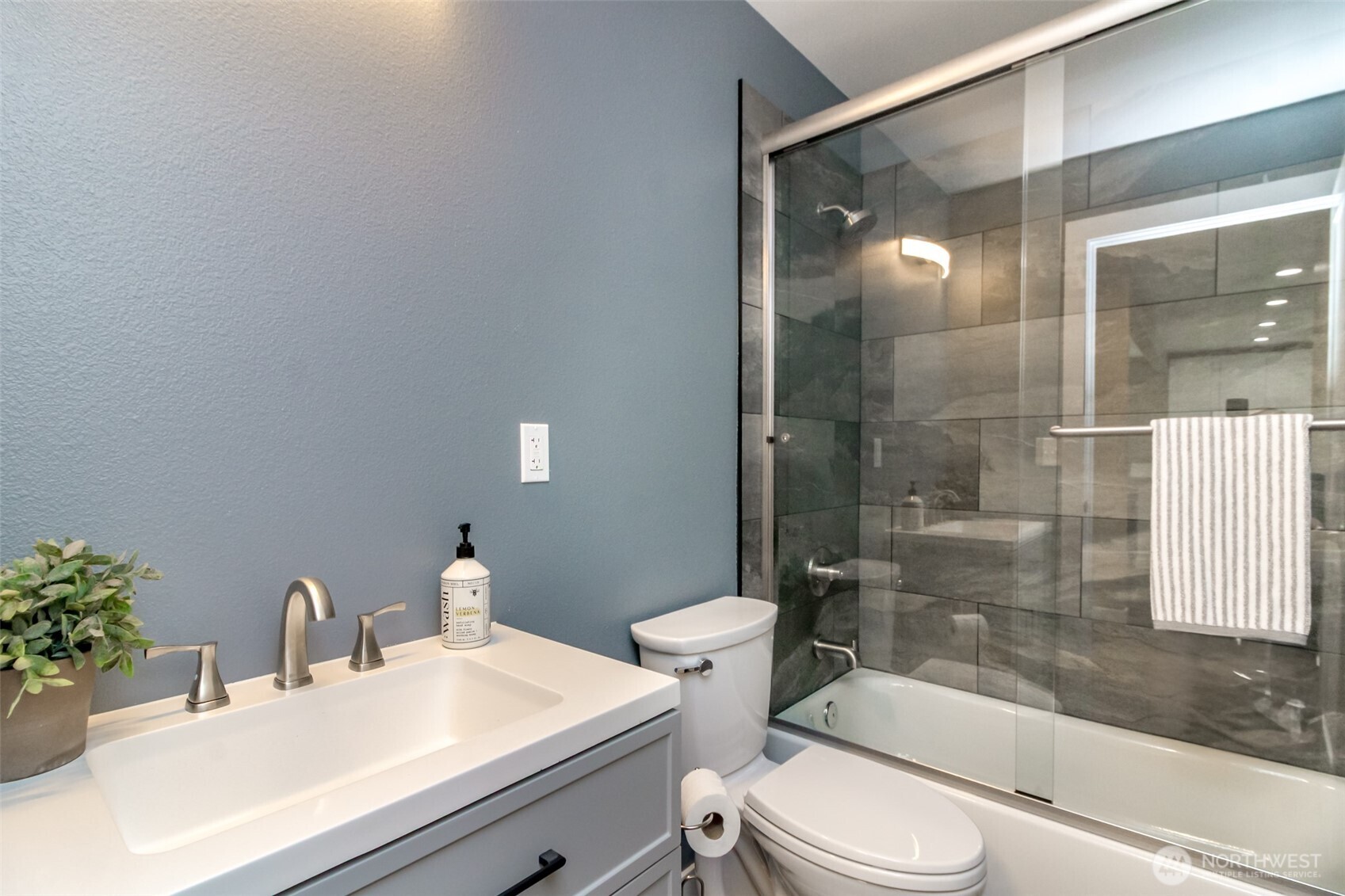 318 Mill Avenue Southeast Orting, WA 98360 - Photo 26 of 36