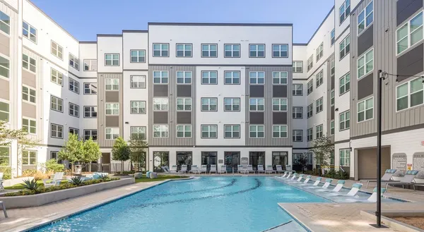 $2,121 | 1505 Oliver Street, Unit 125, Houston, TX 77007