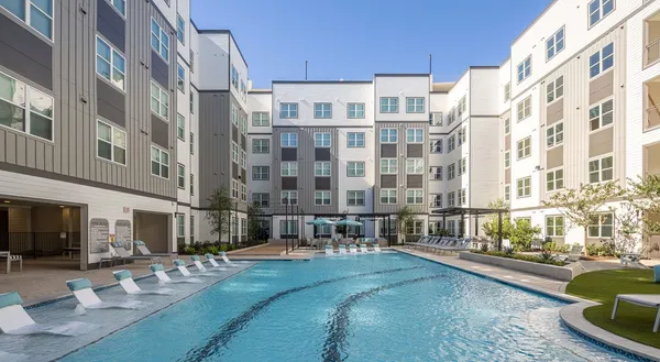 $2,121 | 1505 Oliver Street, Unit 125, Houston, TX 77007