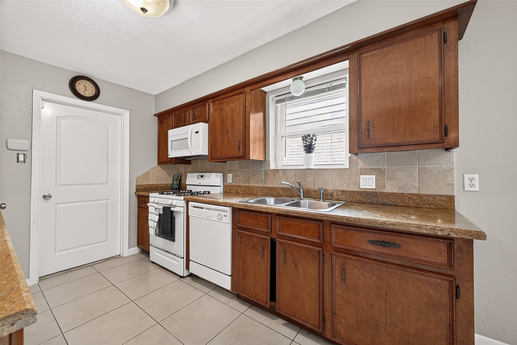 24114 Spring Briar Lane Spring, TX 77373 - Photo 12 of 40