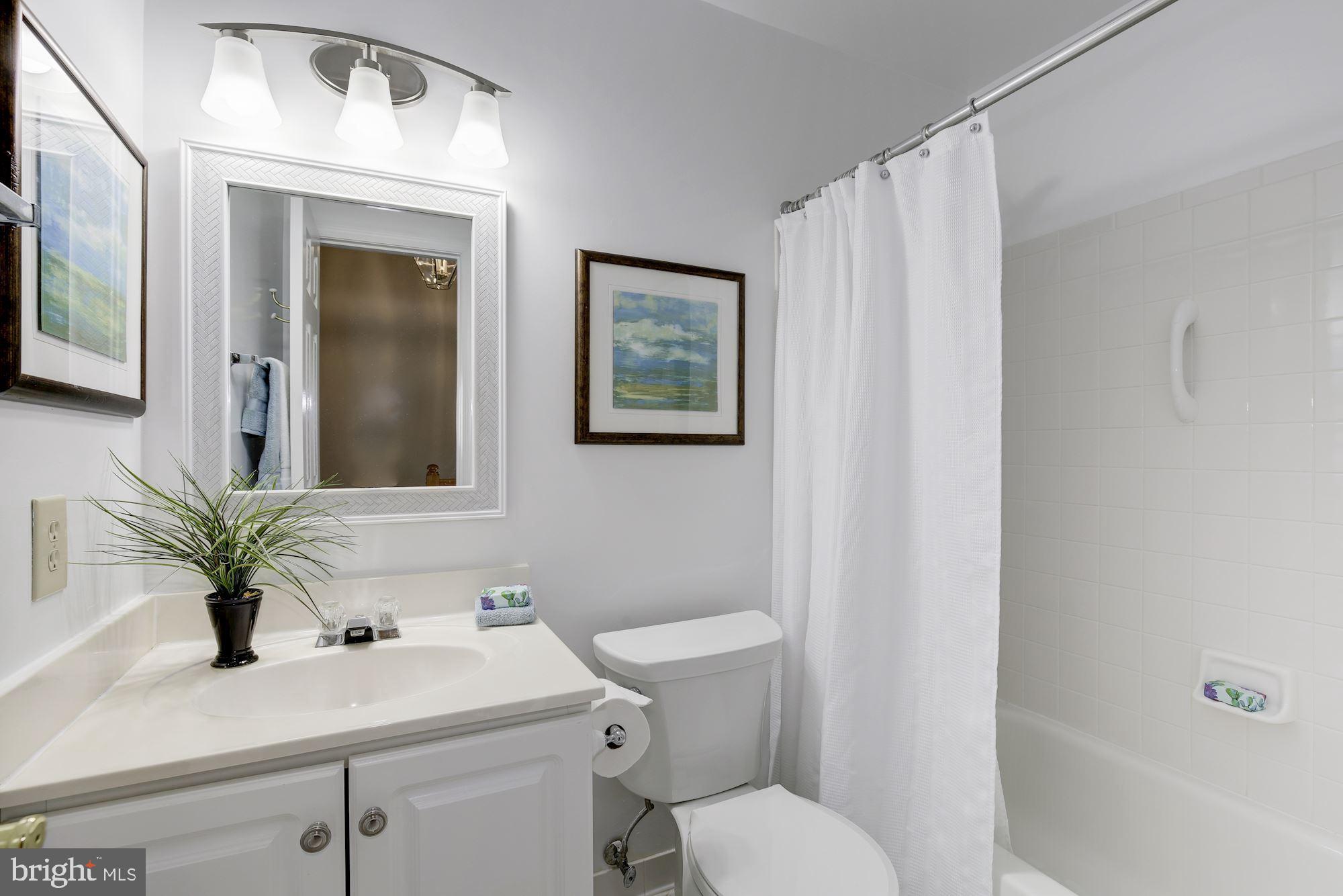 484 Tschiffely Square Road Gaithersburg, MD 20878 - Photo 23 of 27 Full Bath