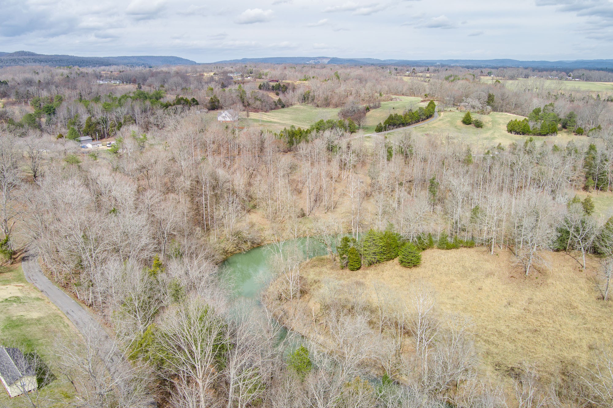 152 Rives Road Sparta, TN 38583 - Photo 7 of 10 Gallery Image 7