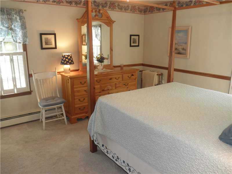 24 Swan Road Smithfield, RI 02917 - Photo 17 of 24 Master Bedroom. Other side of Master Bedroom!