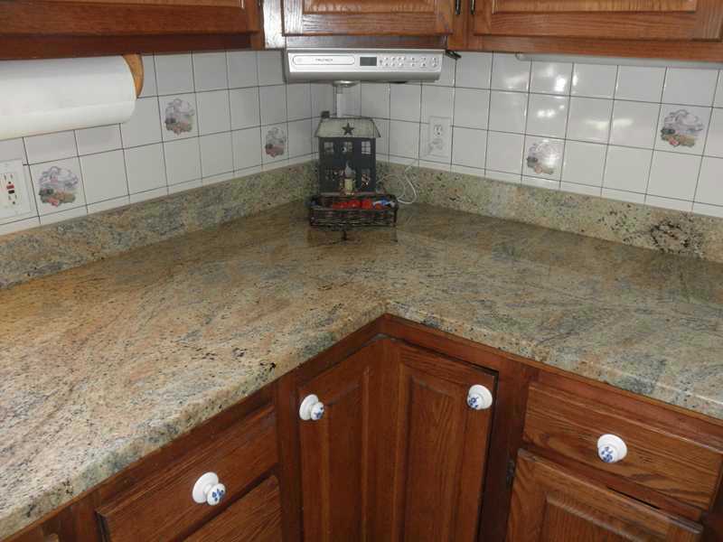 24 Swan Road Smithfield, RI 02917 - Photo 6 of 24 Kitchen. Granite Counters!