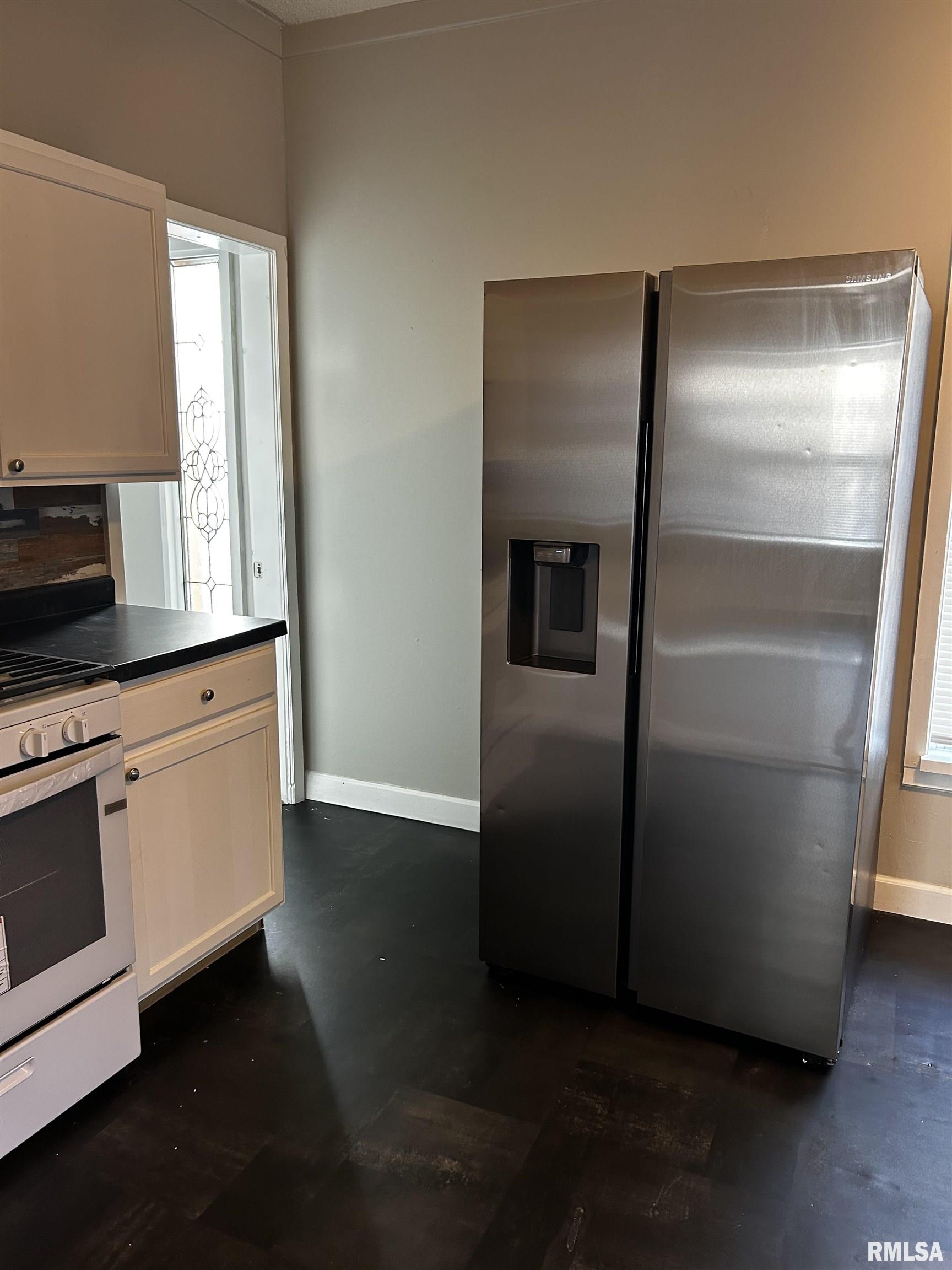 1822 North Sheridan Road Peoria, IL 61604 - Photo 10 of 16