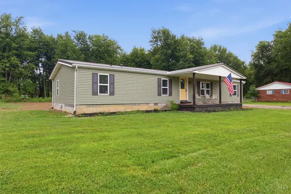 $249,900 | 126 Dell Acres Drive, Georgetown, OH 45121