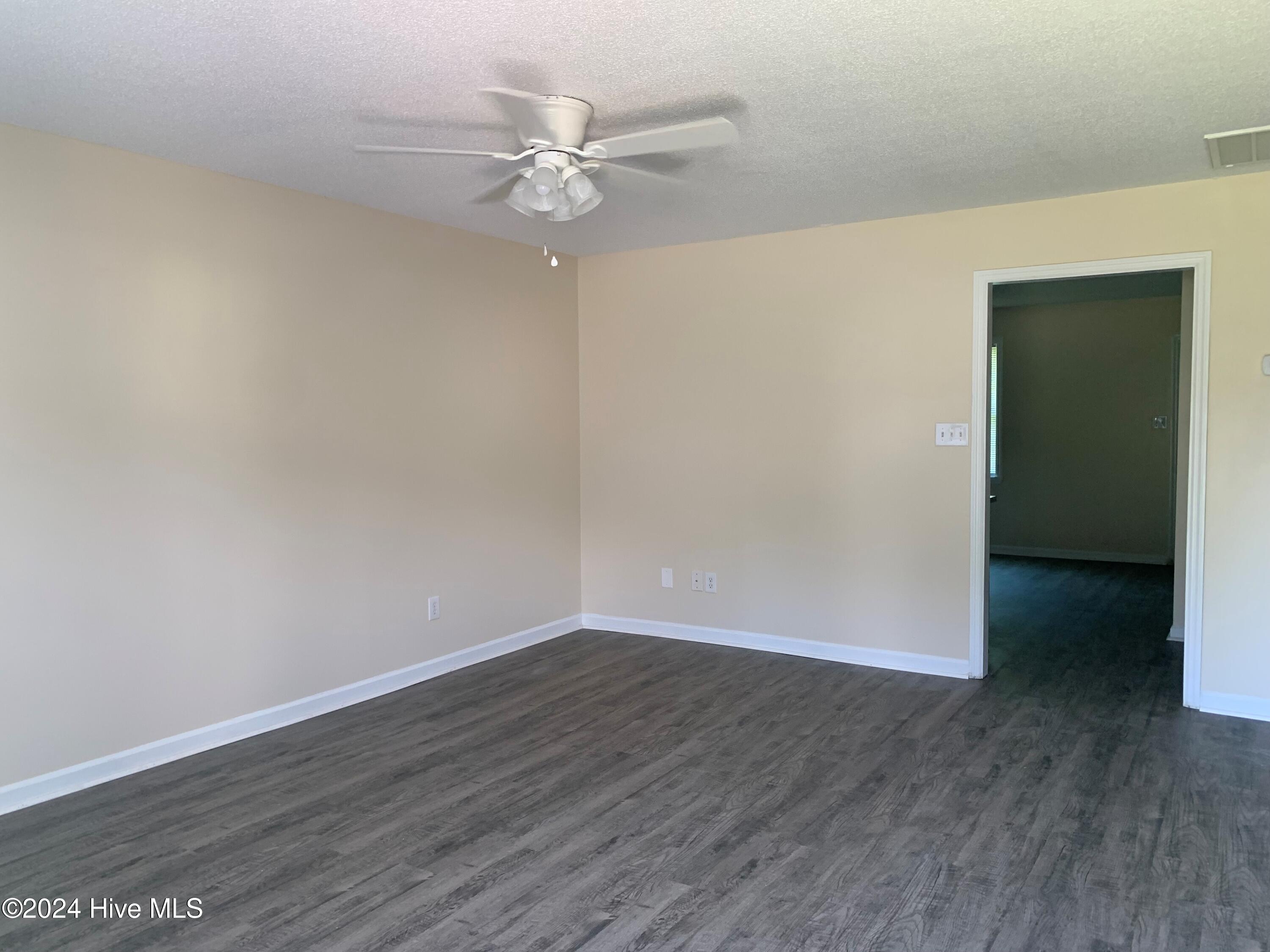 586 Haws Run Road, Unit 2 Jacksonville, NC 28540 - Photo 3 of 10 living room 1