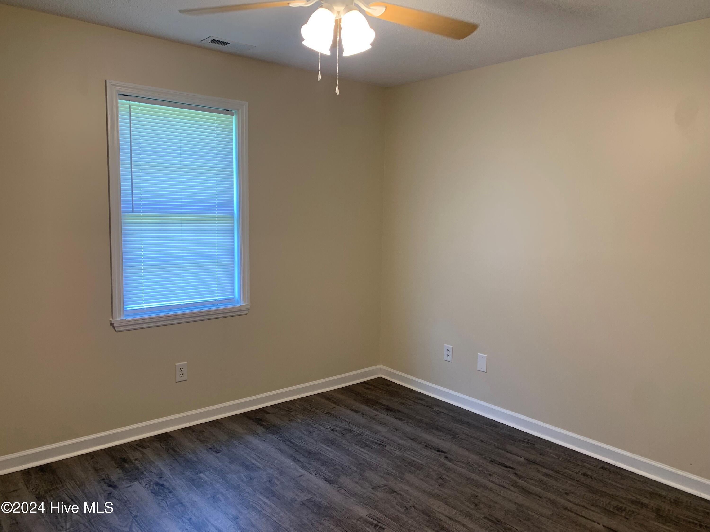 586 Haws Run Road, Unit 2 Jacksonville, NC 28540 - Photo 7 of 10 bedroom 2