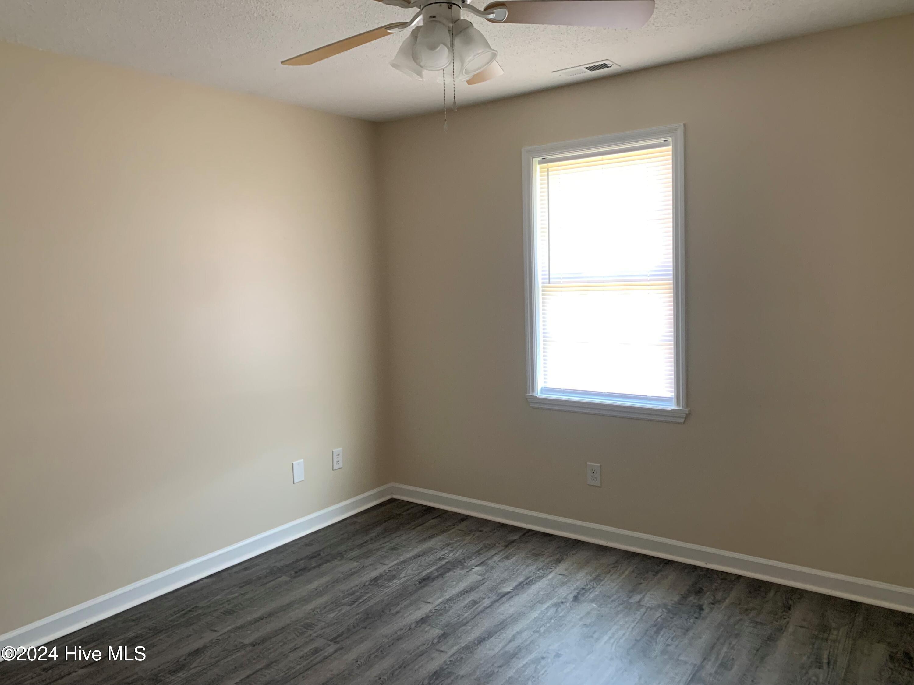 586 Haws Run Road, Unit 2 Jacksonville, NC 28540 - Photo 8 of 10 bedroom 4