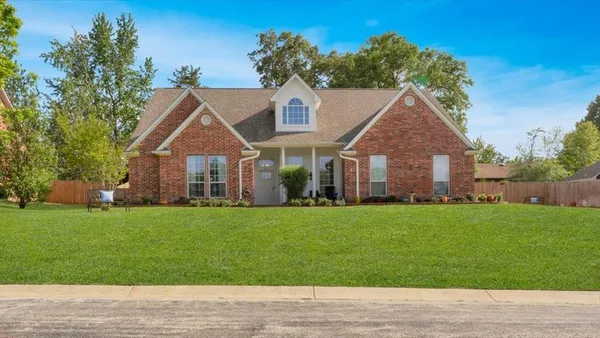 $359,000 | 514 Susie Street, Chandler, TX 75758