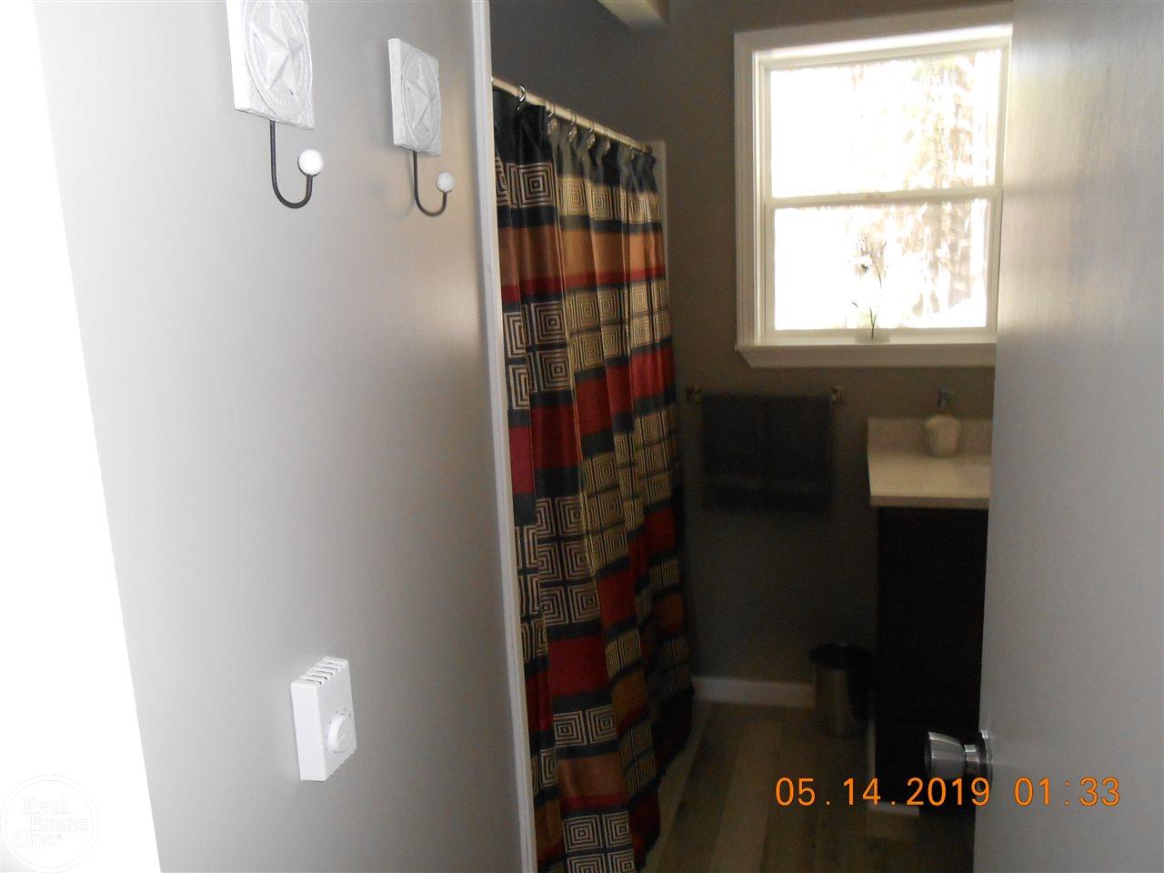 8090 Yale Road Avoca, MI 48006 - Photo 27 of 34 31379922-27.JPG