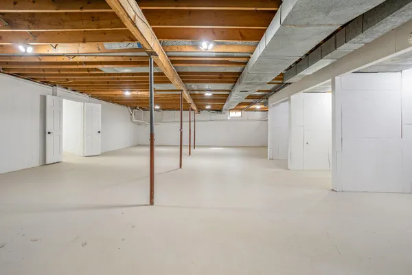 $535,000 | 14880 C Drive South, Marshall, MI 49068