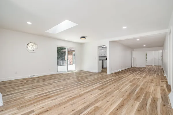 $535,000 | 14880 C Drive South, Marshall, MI 49068