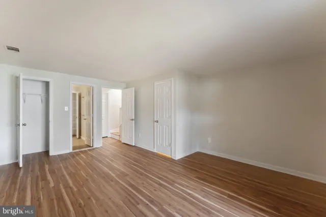 $3,000 | 5905 Sir Cambridge Way, Alexandria, VA 22315