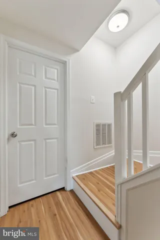 $3,000 | 5905 Sir Cambridge Way, Alexandria, VA 22315