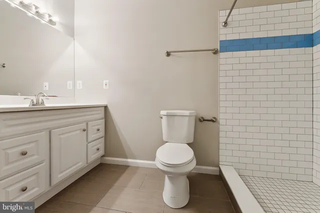 $3,000 | 5905 Sir Cambridge Way, Alexandria, VA 22315