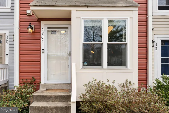 $3,000 | 5905 Sir Cambridge Way, Alexandria, VA 22315