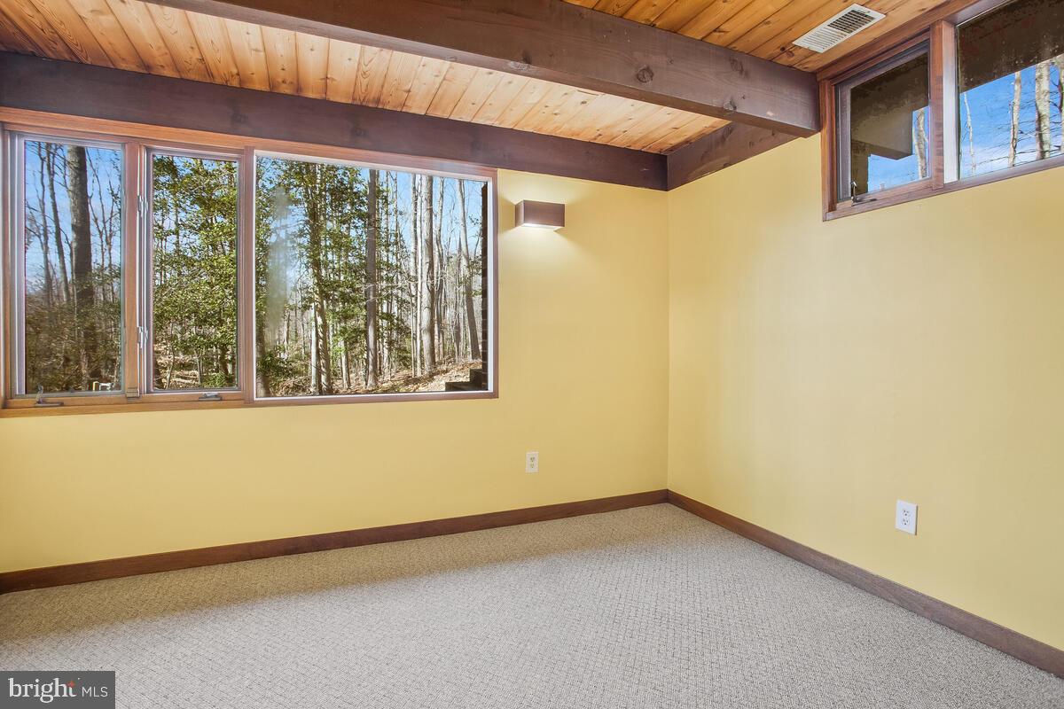 3187 Rolling Road Edgewater, MD 21037 - Photo 29 of 38 Gallery Image 29