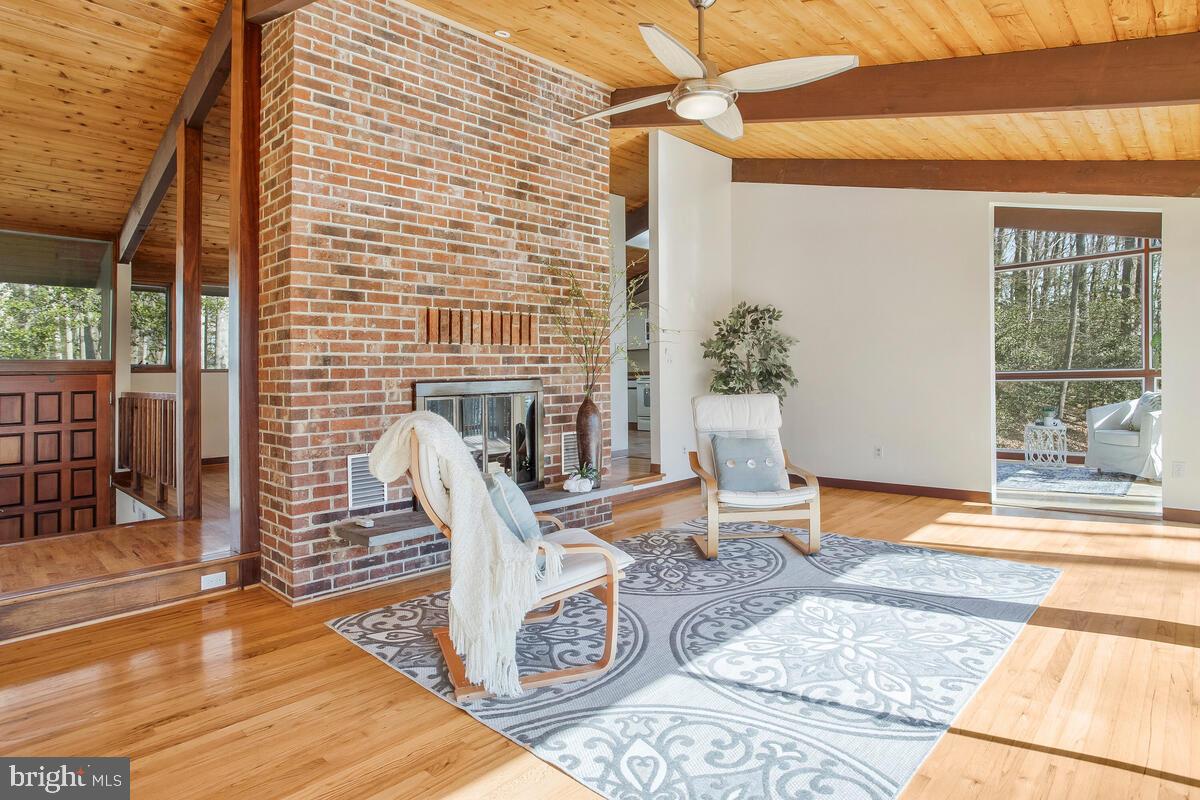3187 Rolling Road Edgewater, MD 21037 - Photo 8 of 38 Gallery Image 8