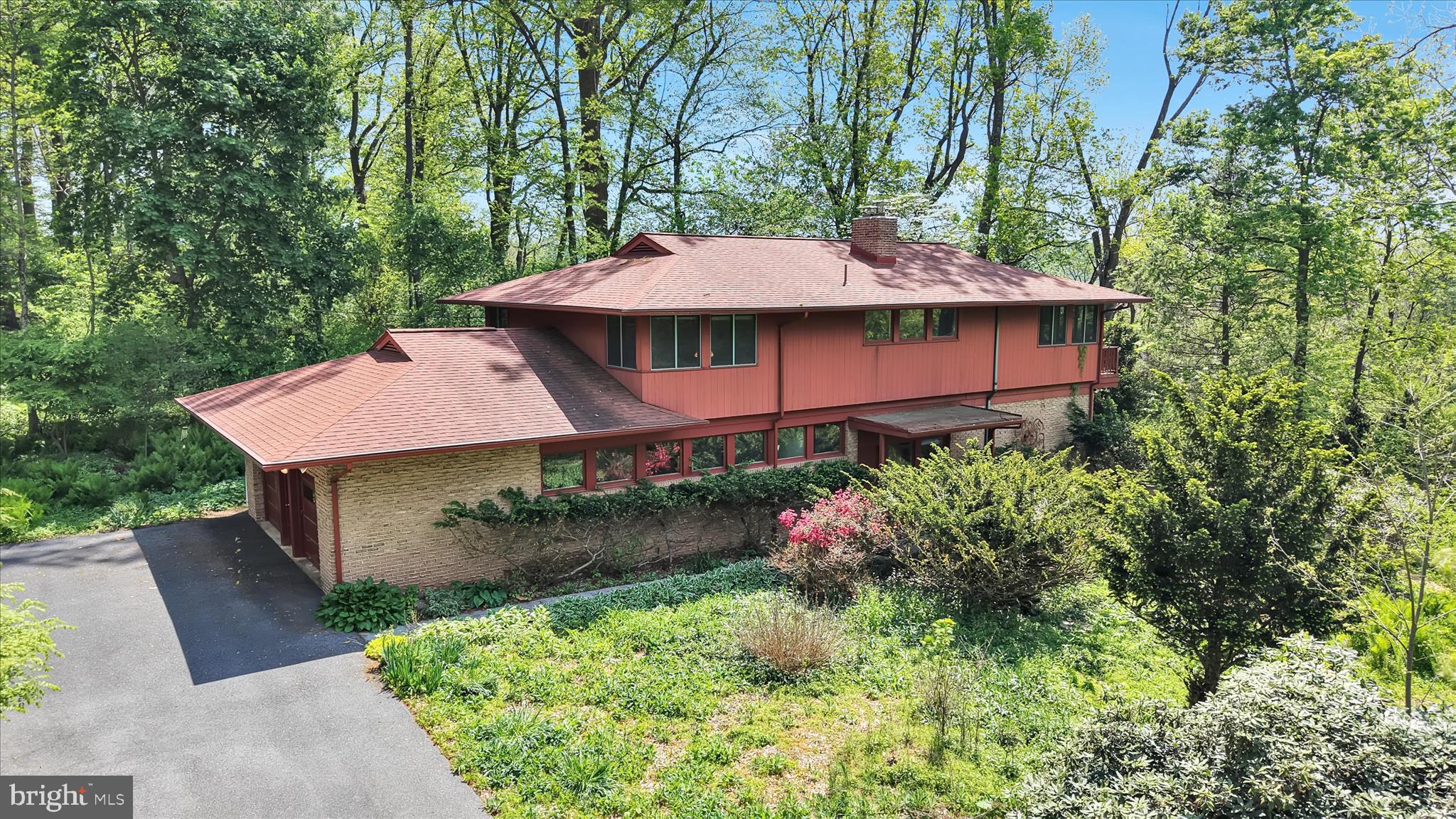 40 Devon Drive Reading, PA 19606 - Photo 1 of 57 Aerial