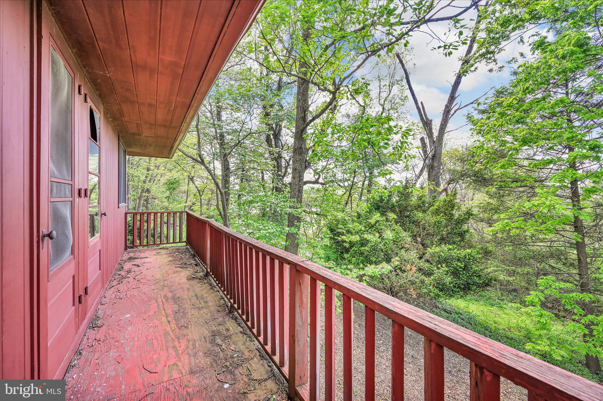 40 Devon Drive Reading, PA 19606 - Photo 44 of 57 Balcony