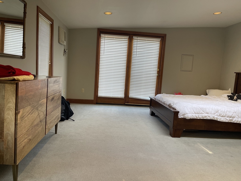 576 Marrett Road, Unit 2 Lexington, MA 02421 - Photo 16 of 22