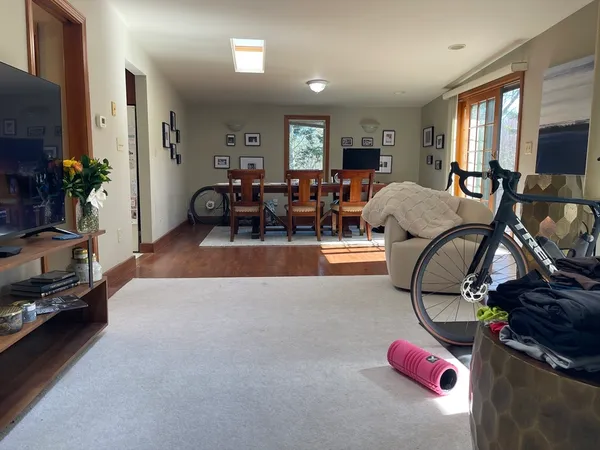 $2,800 | 576 Marrett Road, Unit 2, Lexington, MA 02421