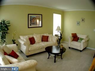 31 Keswick Road East Windsor, NJ 08520 - Photo 5 of 6 Gallery Image 5