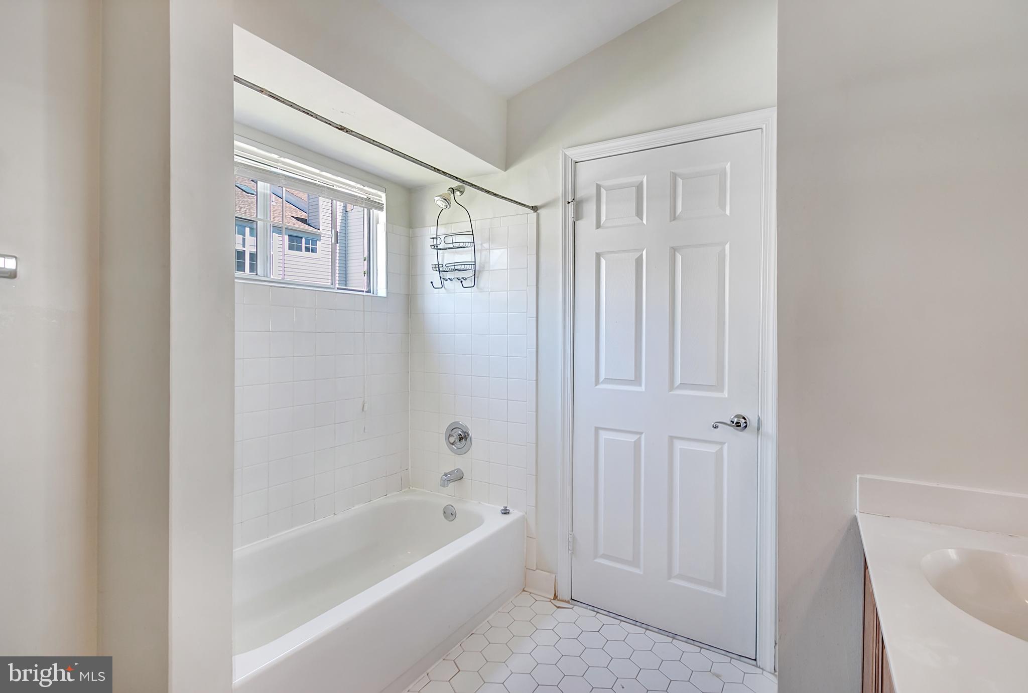 21 Dawn View Court Silver Spring, MD 20904 - Photo 19 of 43 Gallery Image 19