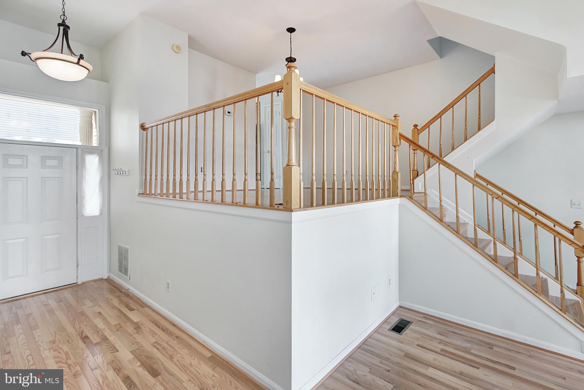 21 Dawn View Court Silver Spring, MD 20904 - Photo 3 of 43 Gallery Image 3