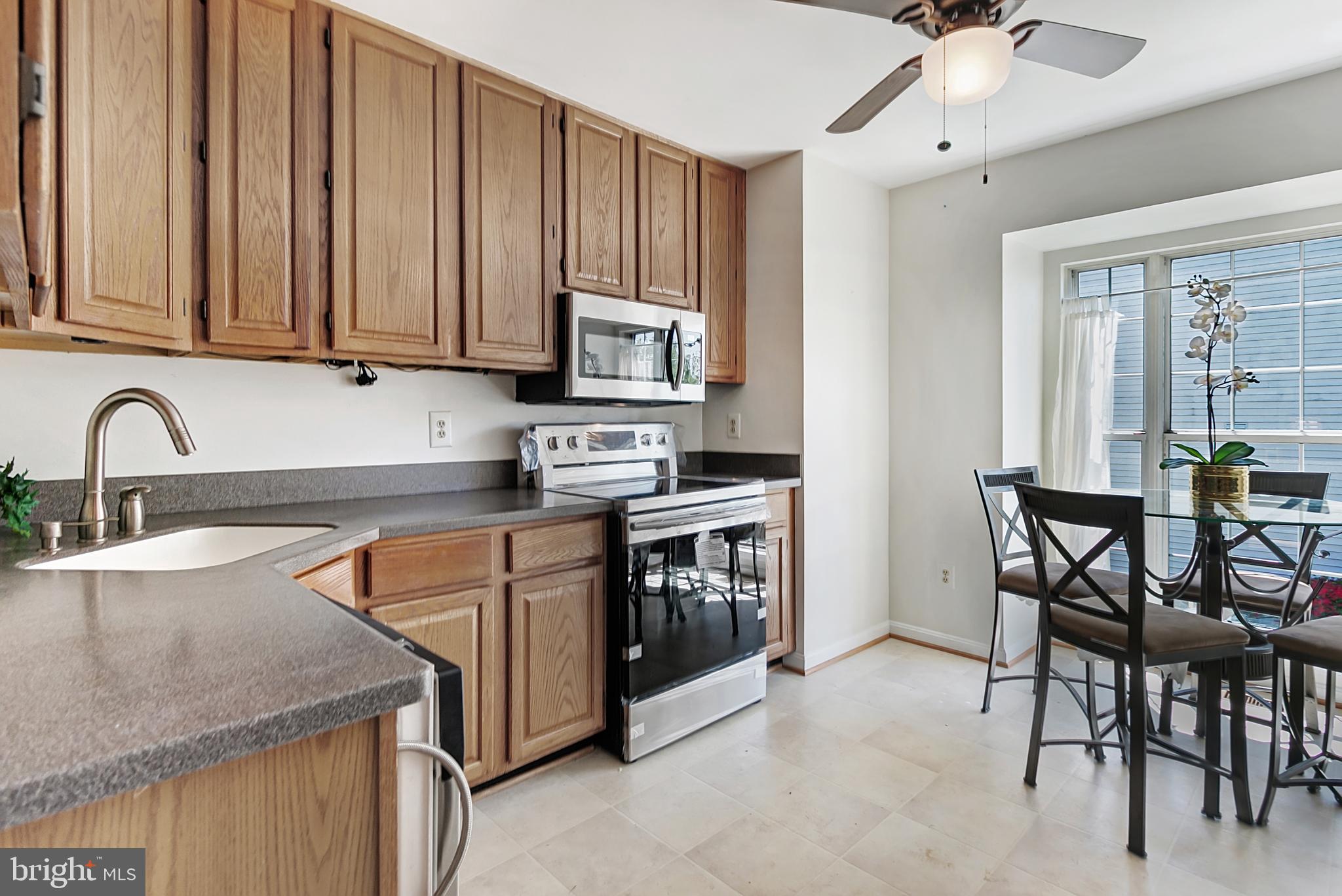 21 Dawn View Court Silver Spring, MD 20904 - Photo 7 of 43 Gallery Image 7