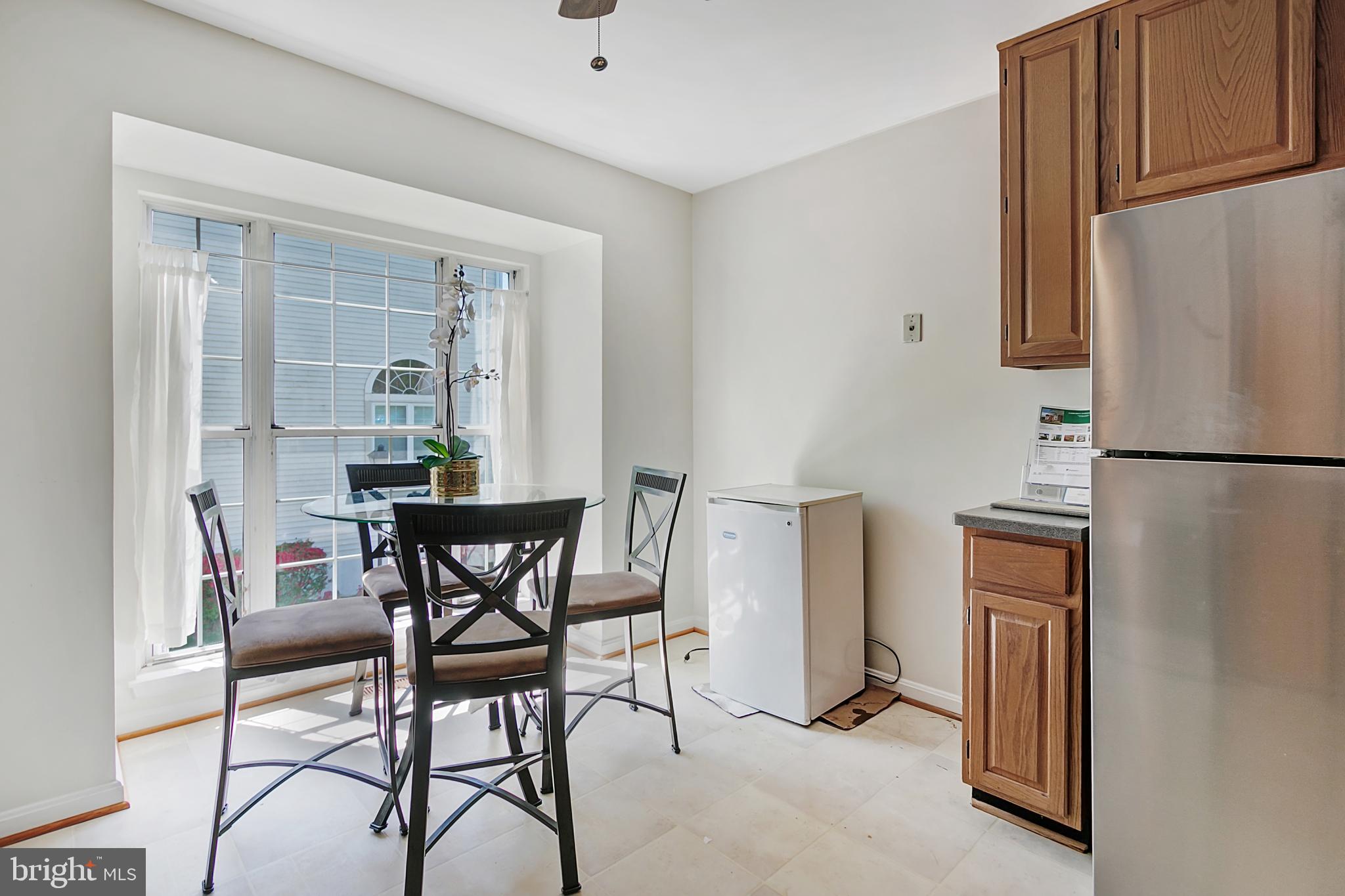 21 Dawn View Court Silver Spring, MD 20904 - Photo 8 of 43 Gallery Image 8