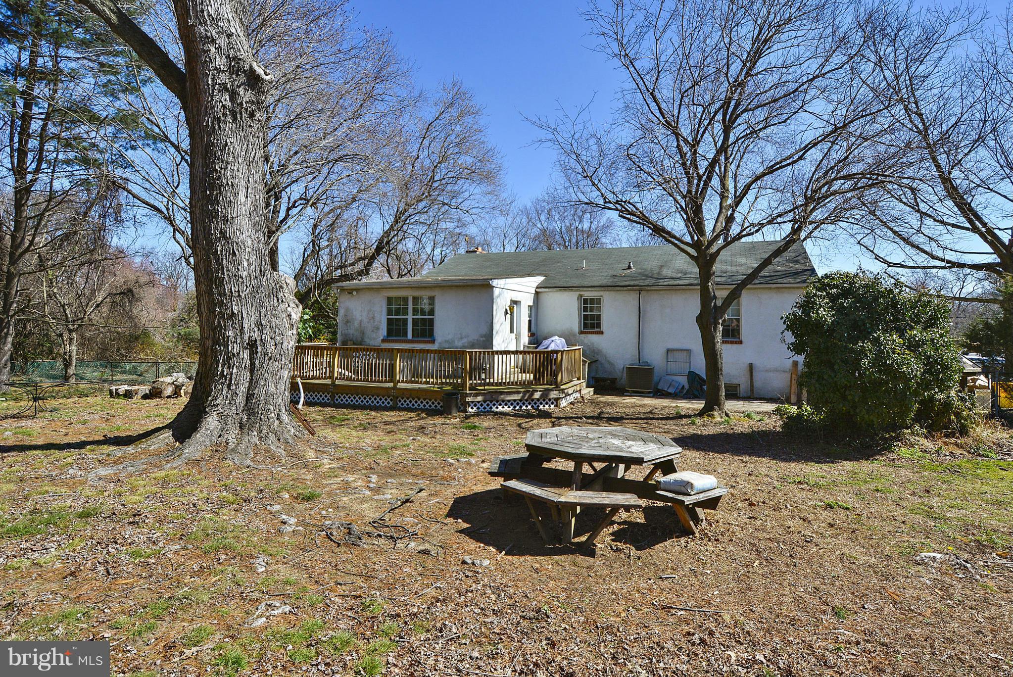7954 Holly Road Pasadena, MD 21122 - Photo 18 of 20 Exterior (Rear)