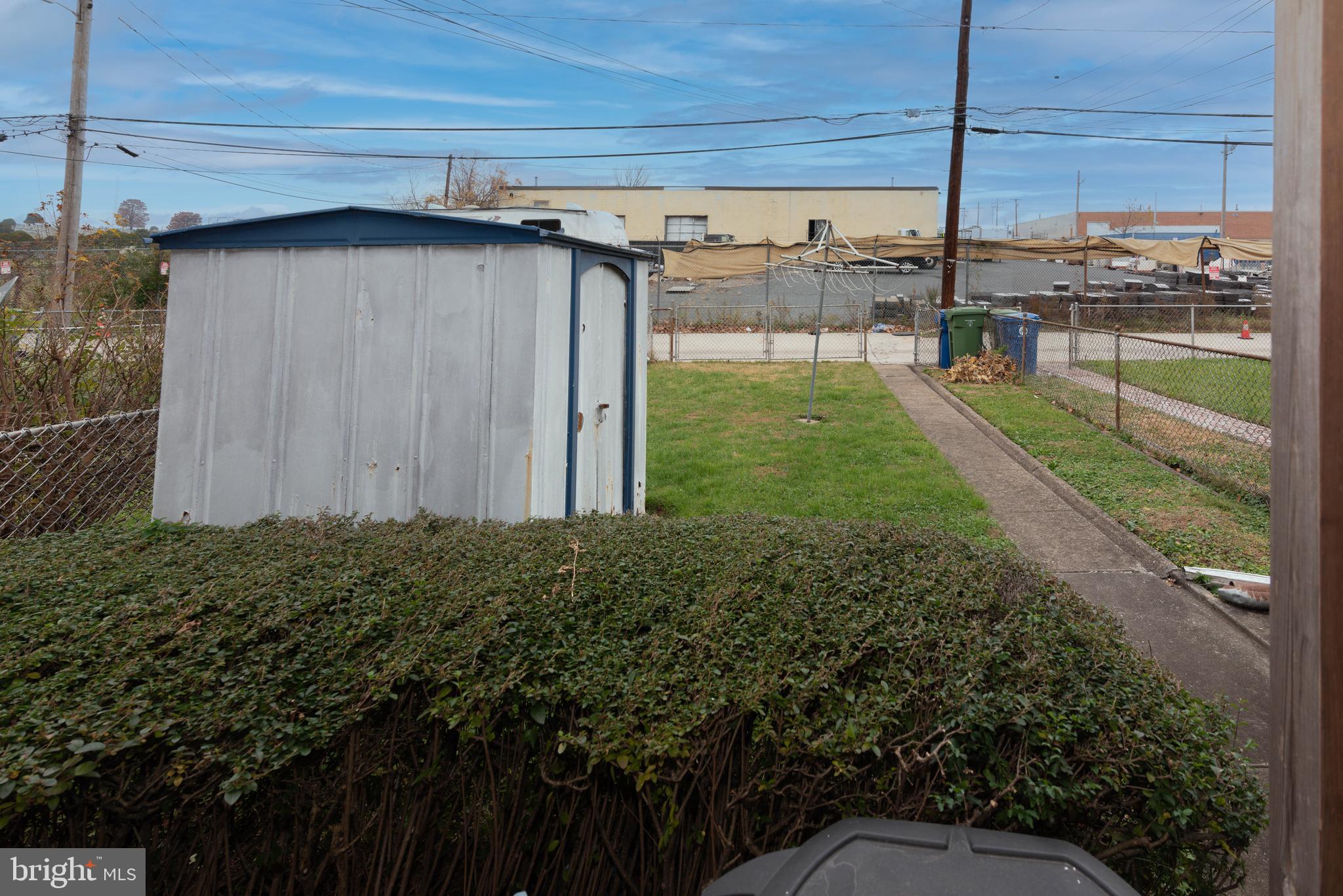 3040 Federal Street Baltimore, MD 21213 - Photo 38 of 38 a view of a backyard