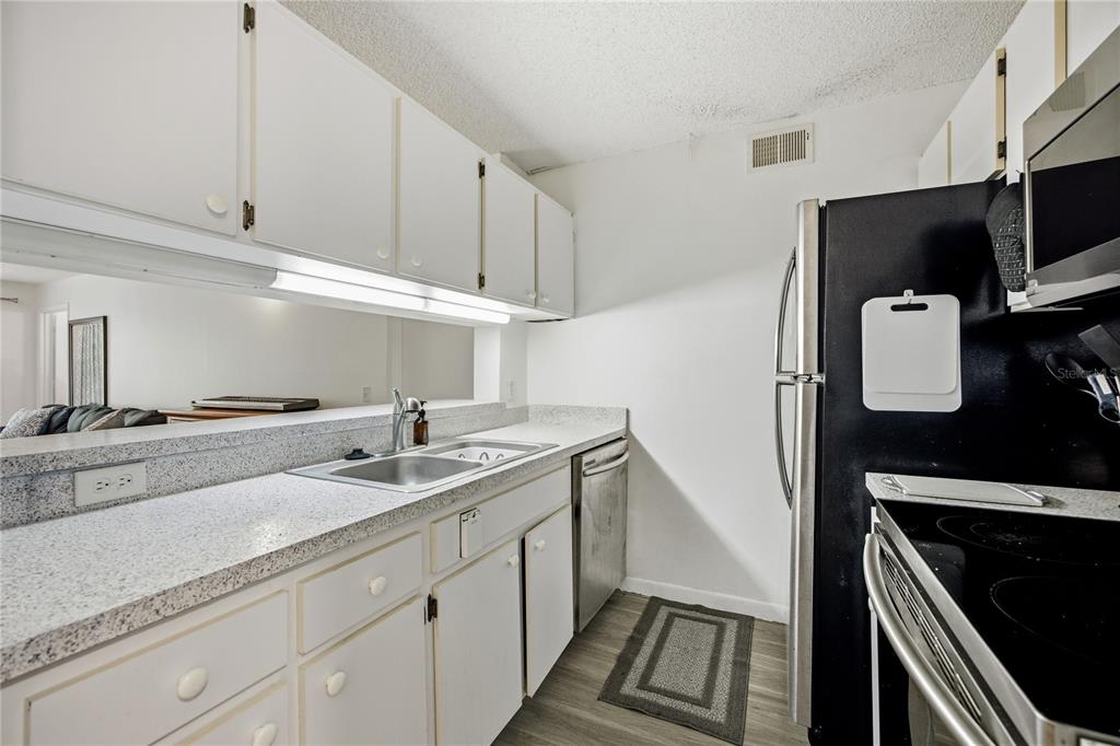 3921 Southwest 34th Street, Unit 1C Gainesville, FL 32608 - Photo 10 of 21