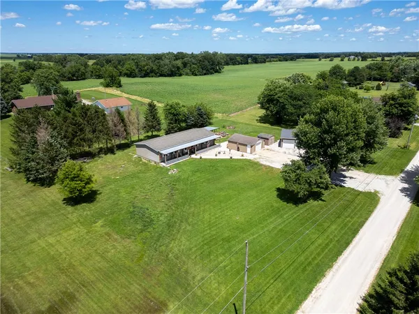 $235,000 | 13079 East 2210 North Road, Danville, IL 61834