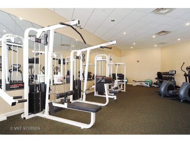3535 Patten Road, Unit 2B Highland Park, IL 60035 - Photo 11 of 11 a room with lots of gym equipment