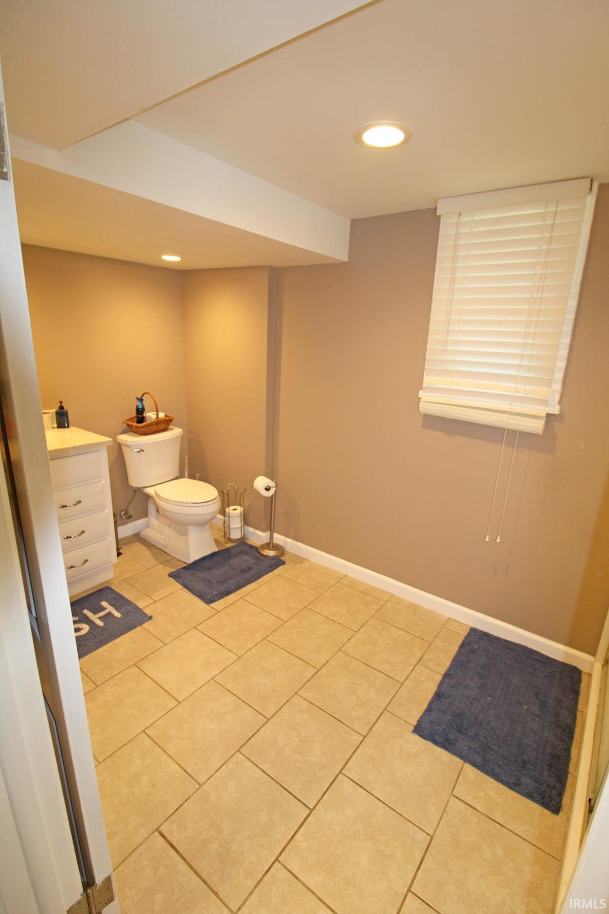 4610 Kuebler Road Evansville, IN 47720 - Photo 19 of 30