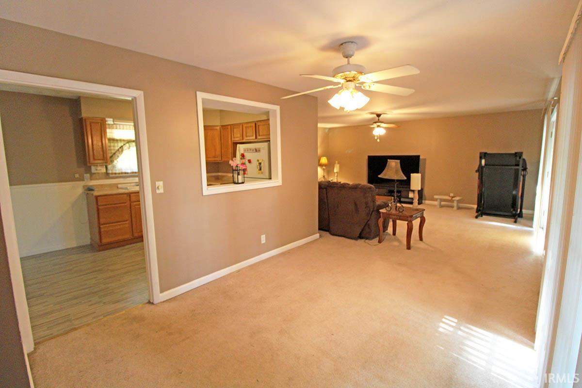 4610 Kuebler Road Evansville, IN 47720 - Photo 5 of 30