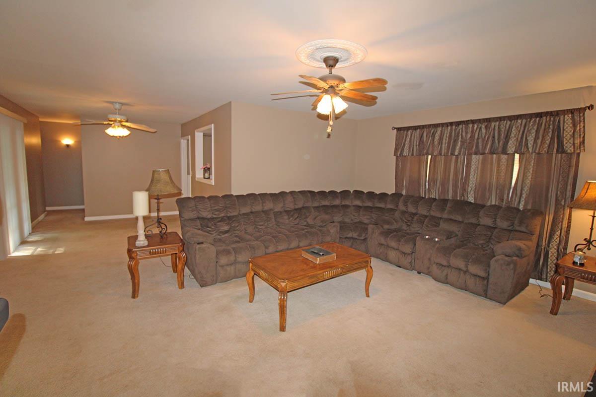 4610 Kuebler Road Evansville, IN 47720 - Photo 6 of 30