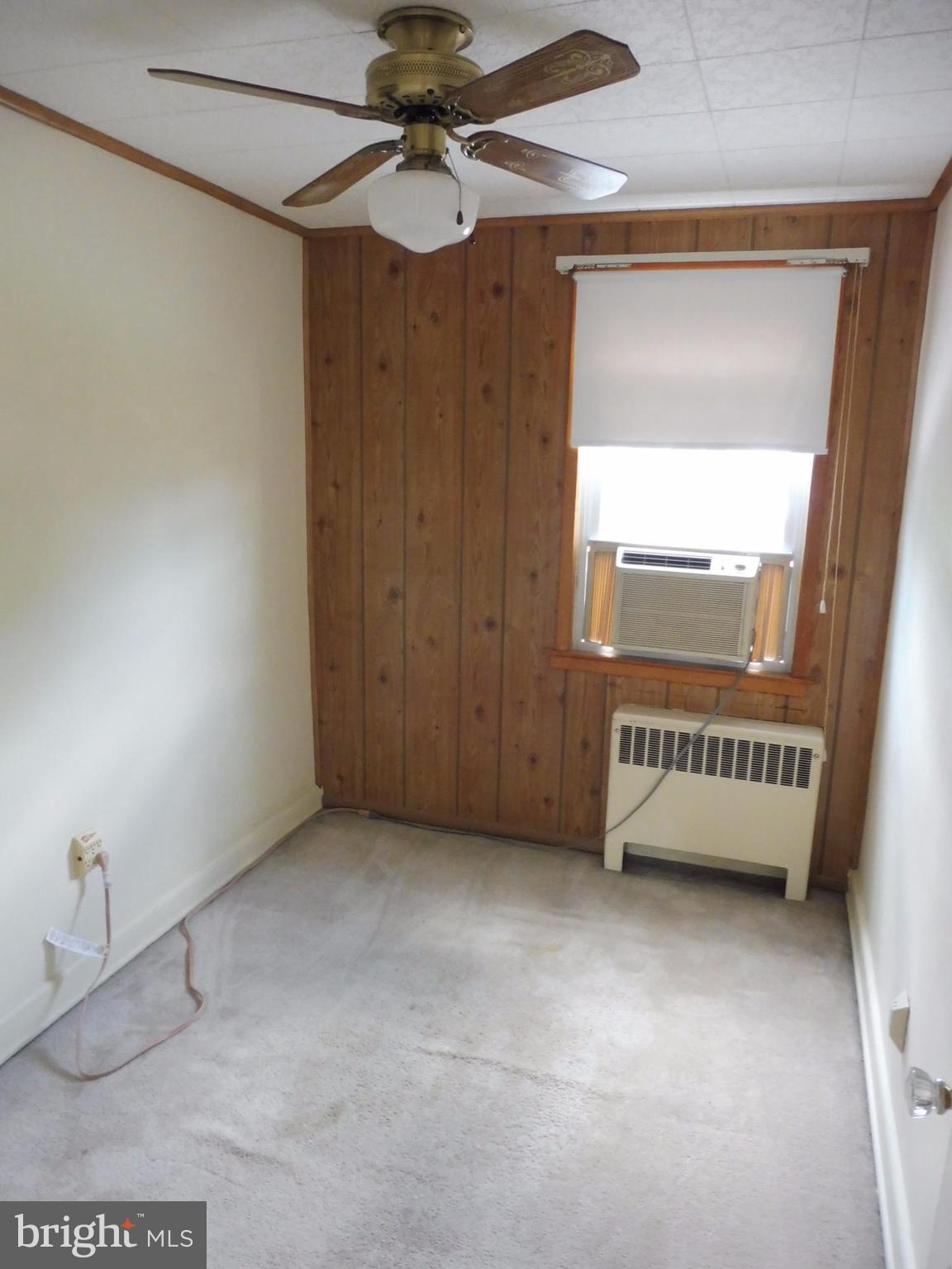 3648 Clarenell Road Baltimore, MD 21229 - Photo 17 of 25 Rear Bedroom 3