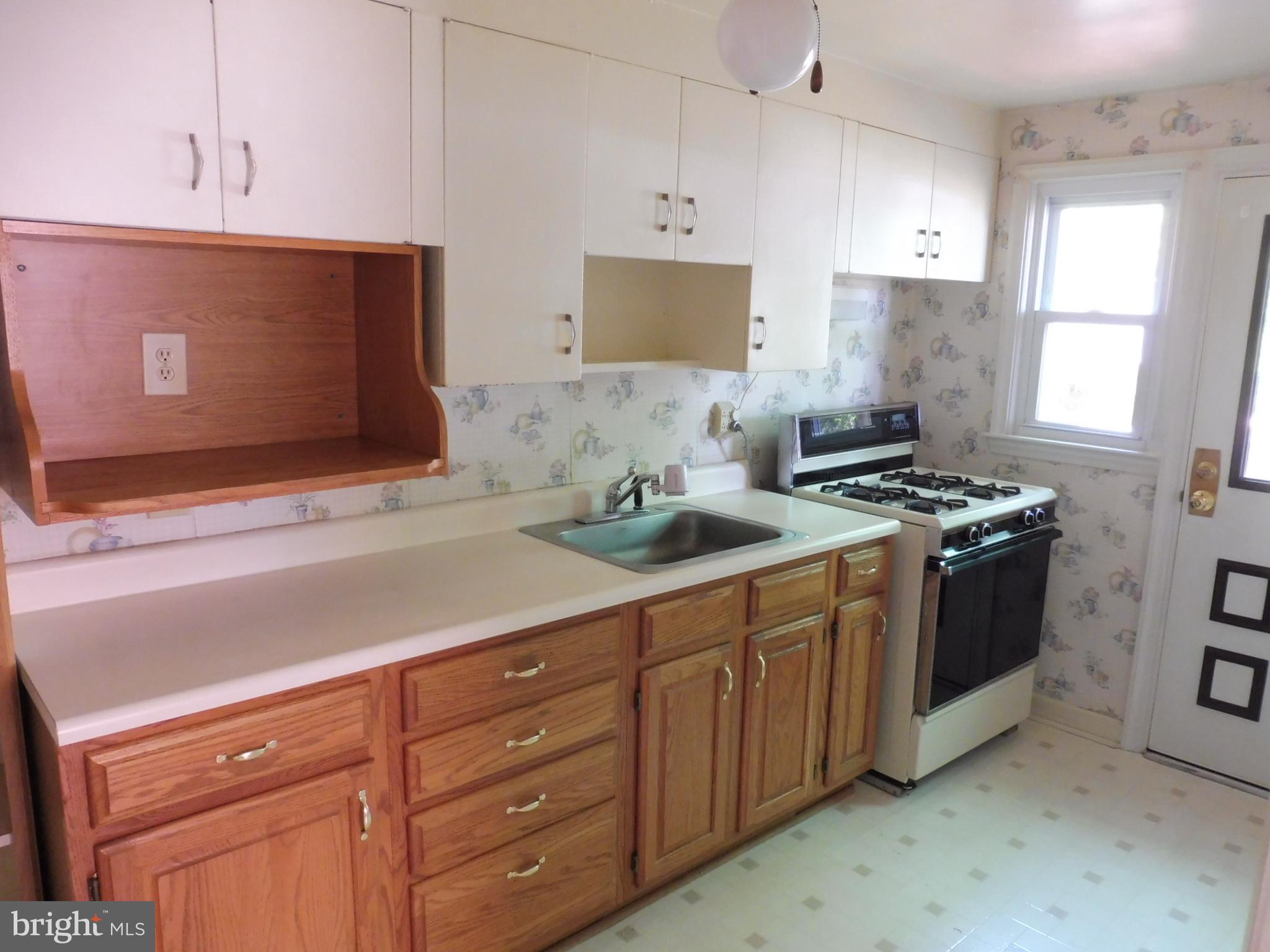 3648 Clarenell Road Baltimore, MD 21229 - Photo 9 of 25 Rear Kitchen with access to huge deck