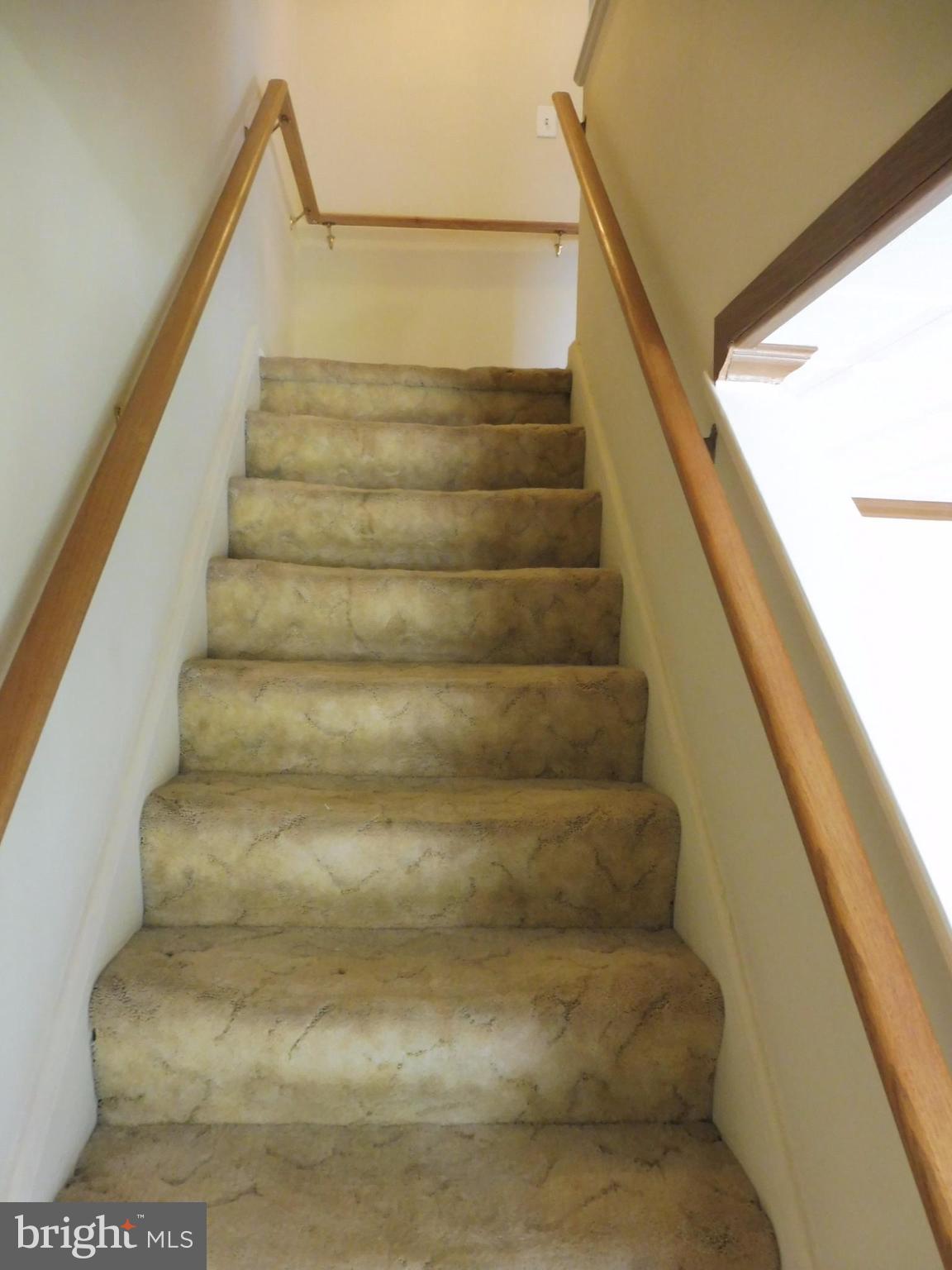 3648 Clarenell Road Baltimore, MD 21229 - Photo 10 of 25 Stairway to bedroom level