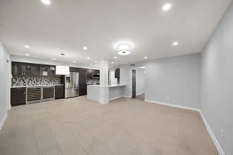 $475,000 | 8954 Chatsworth Drive, Houston, TX 77024