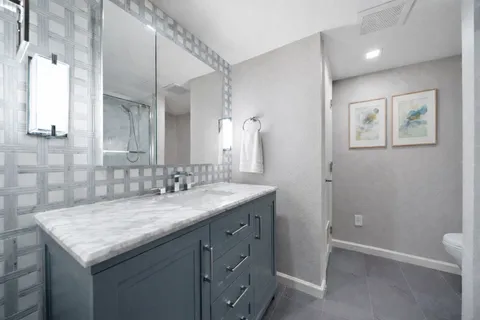 $475,000 | 8954 Chatsworth Drive, Houston, TX 77024