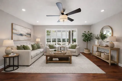 $475,000 | 8954 Chatsworth Drive, Houston, TX 77024