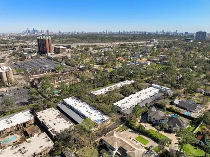 $475,000 | 8954 Chatsworth Drive, Houston, TX 77024