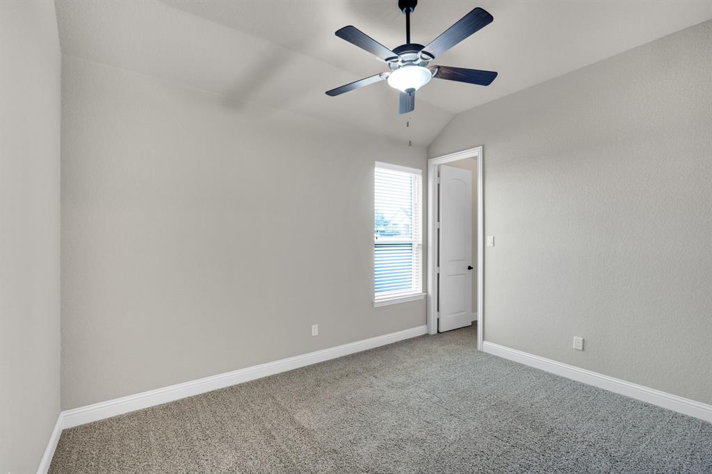 7202 Lone Star Way Midlothian, TX 76065 - Photo 17 of 27